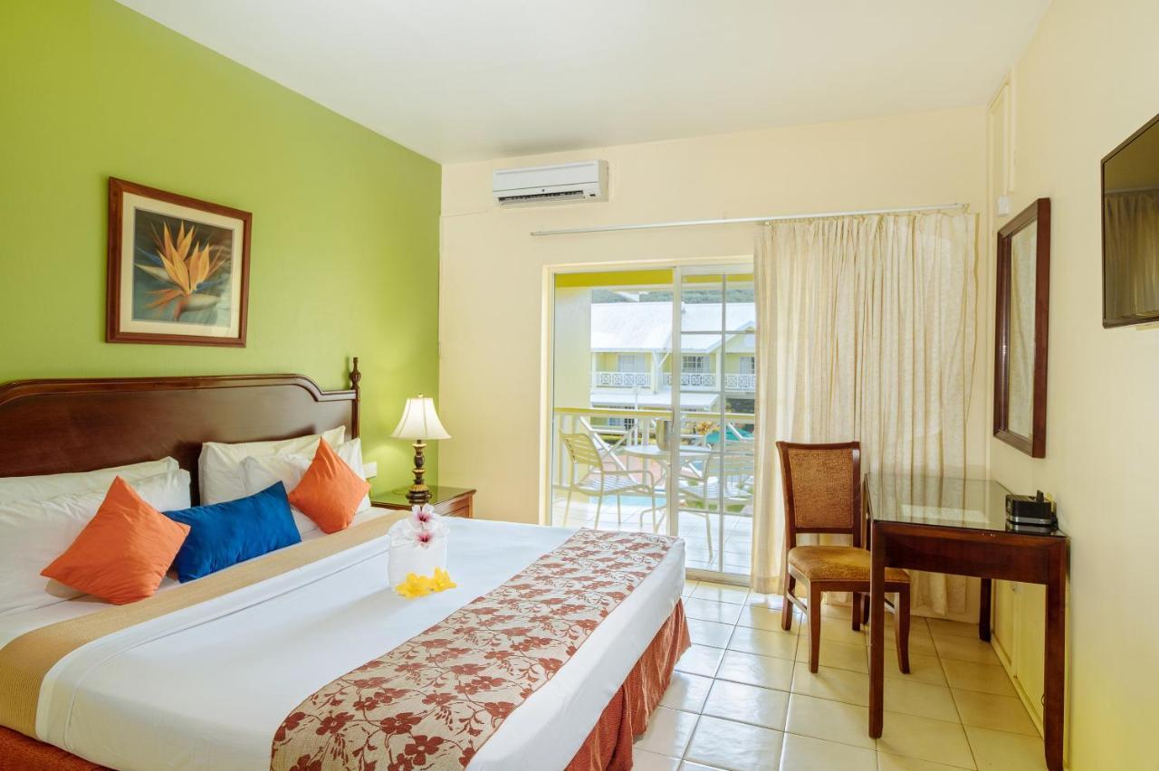 גרוס איילט Bay Gardens Hotel מראה חיצוני תמונה