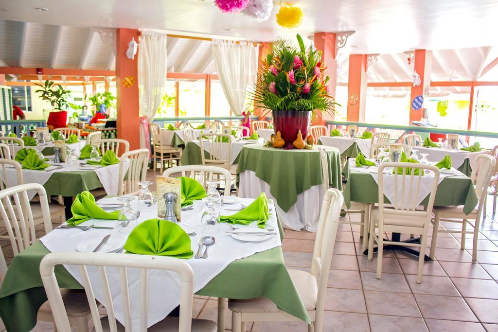 גרוס איילט Bay Gardens Hotel מראה חיצוני תמונה