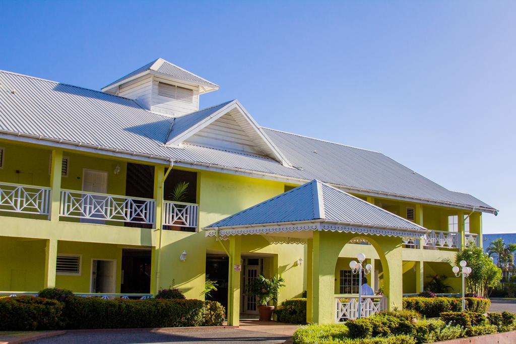 גרוס איילט Bay Gardens Hotel מראה חיצוני תמונה