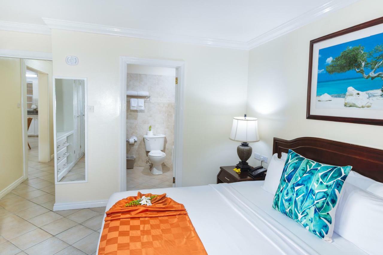 גרוס איילט Bay Gardens Hotel מראה חיצוני תמונה