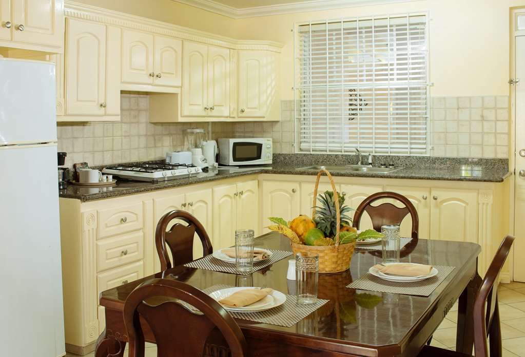 גרוס איילט Bay Gardens Hotel חדר תמונה